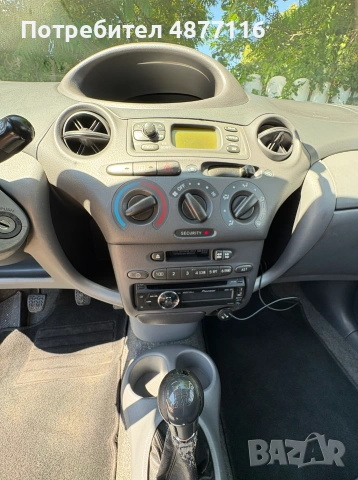 Toyota Yaris 2000, снимка 11 - Автомобили и джипове - 55172045