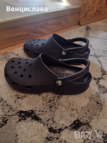 Оригинални Crocs 35-36 номер, снимка 4 - Детски джапанки - 54894741