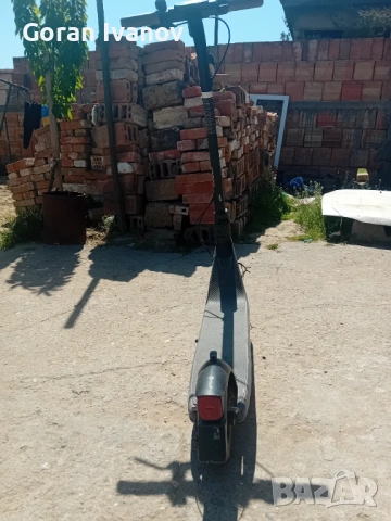 Продавам  тротинетка марка ninebot  за части с повреден двигател, снимка 3 - Друга електроника - 54342699