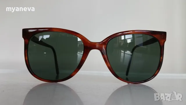 Ray-Ban "Celebrities" произведени от Bausch & Lomb. 