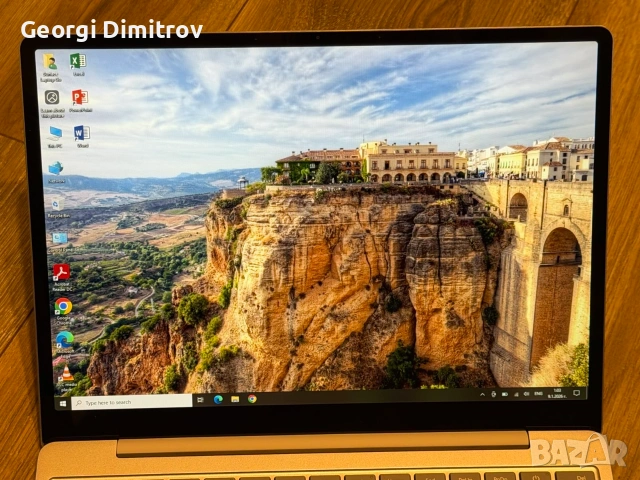 Microsoft Surface Laptop Go i5-1035G1/4RAM/64SSD/Intel UHD Graphics/Touchscreen дисплей, снимка 3 - Лаптопи за дома - 54984428