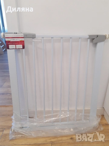 Преграда за врата 