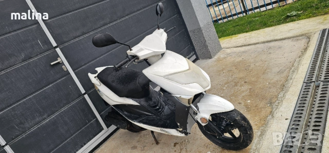 Скутер ЦПИ  50кубика внос от Германия , снимка 2 - Мотоциклети и мототехника - 54364497