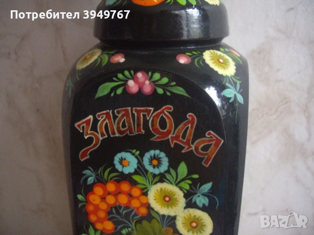 Празна стъклена бутилка в дърво., снимка 2 - Антикварни и старинни предмети - 54031880