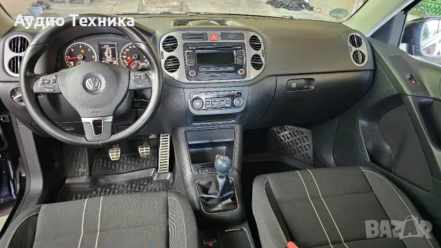 VW Tiguan 2011 2.0 TDI Bluemotion, снимка 10 - Автомобили и джипове - 55304726