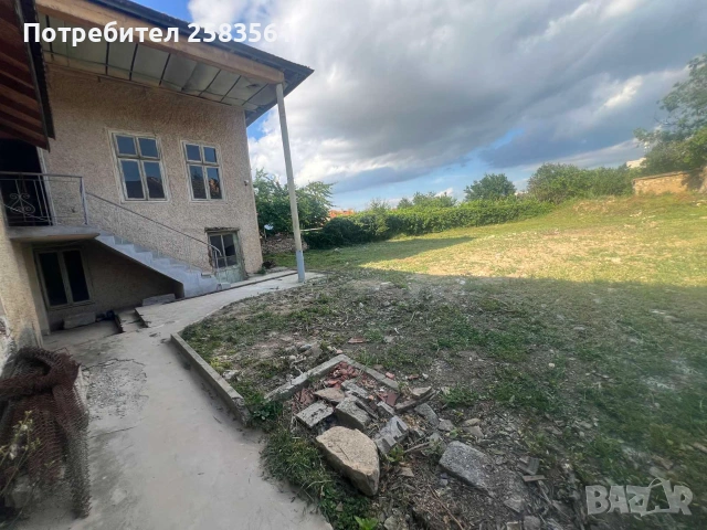 Продавам дворно място с къща, снимка 4 - Къщи - 55075813