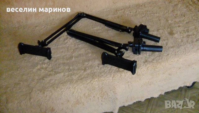 Продавам стойки за таблет и мобилен телефон