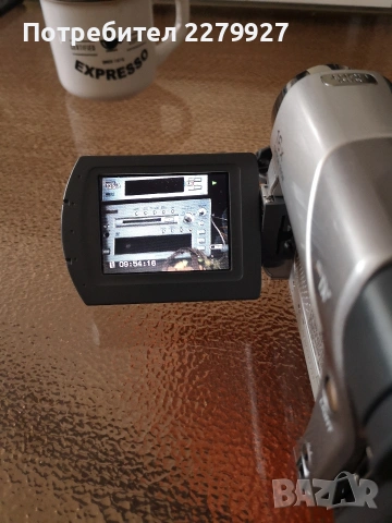 JVC Digital Camcorder GR-D33 Mini DV, снимка 9 - Камери - 54788722