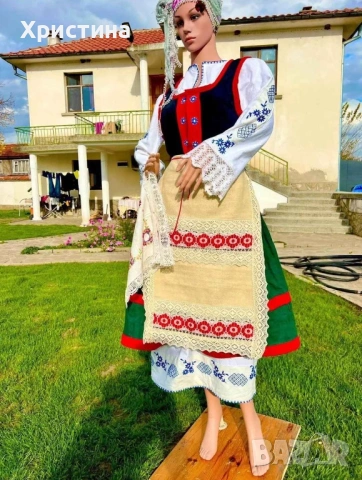 Тракийска народна носия 