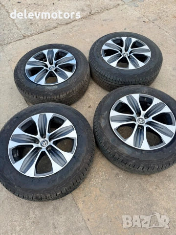 8J ET35, 5x114.3, 18 цола алуминиеви джанти с гуми 235/65/18 от Toyota Highlander (GSU7) 3.5 VVTI 