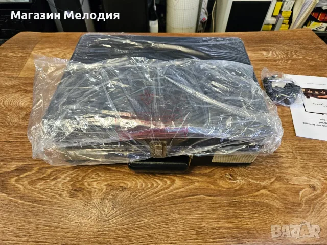 Грамофон с Bluetooth R610 (3 скорости) – Вградени стерео тонколони, Фабрична кутия, Нов куфарен грам, снимка 7 - Грамофони - 55293414