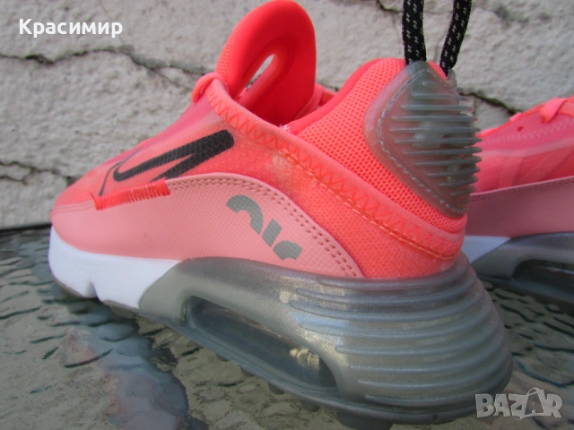 Дамски маратонки Nike Air Max 2090 , снимка 2 - Маратонки - 54396838