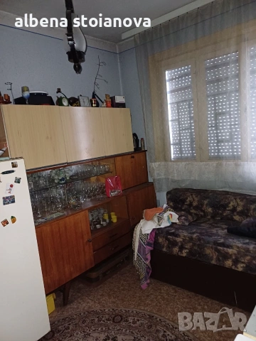 Къща гр. Костенец, снимка 4 - Къщи - 55034534