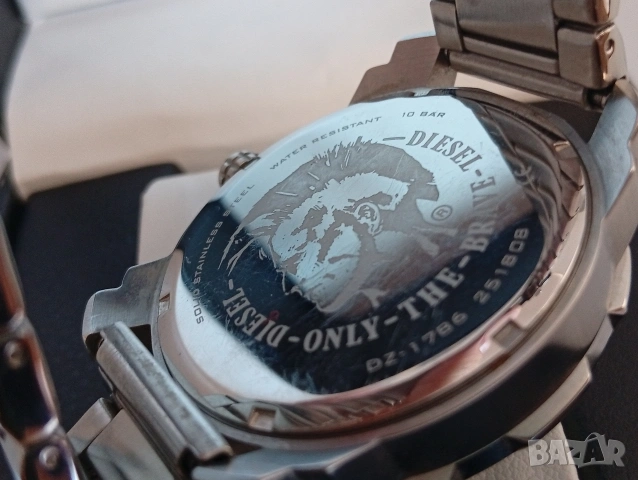 TOMMY HILFIGER EMPORIO ARMANI CASIO EDIFICE DIESEL Мъжки часовник като нов колекция лот, снимка 12 - Мъжки - 55178019