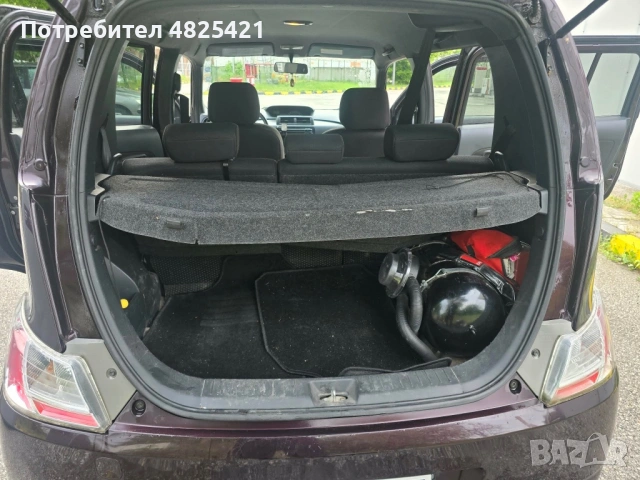 Daihatsu Materia 1.3i, снимка 9 - Автомобили и джипове - 54517132