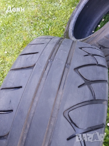 Полу слик KUMHO ECSTA 235,45,17, снимка 4 - Гуми и джанти - 54688840