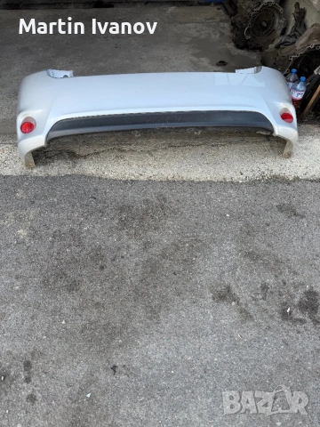 Задна броня toyota auris 2012, снимка 3 - Части - 54753589