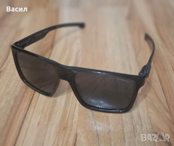 Продавам мъжки оригинални слънчеви очила Carrera