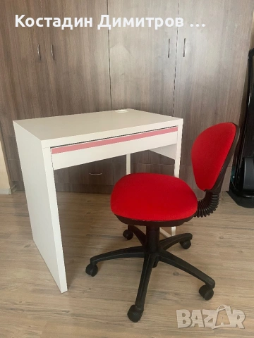 Бюро от ИКЕА MICKE Компютърно бюро, снимка 3 - Бюра - 54035799