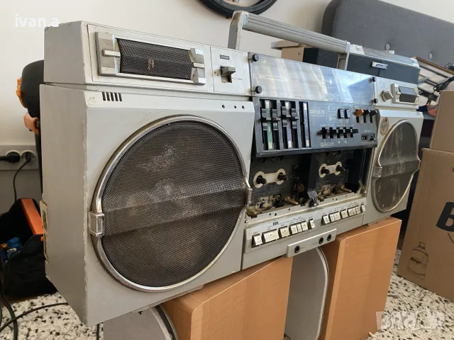 Sharp GF-575 за части, снимка 3 - Радиокасетофони, транзистори - 55657345