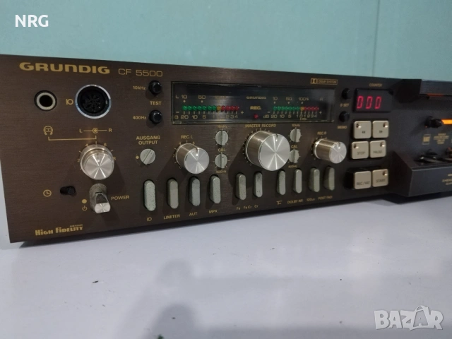 Grundig CF-5500 3-Head Cassette Deck, снимка 6 - Декове - 54402395