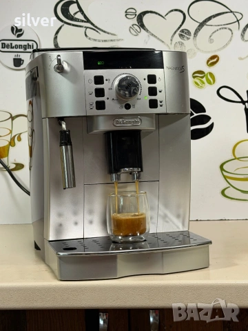 Кафемашина кафе автомат delonghi magnifica S с гаранция