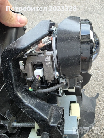 би лед лупа за Тойота авенсис