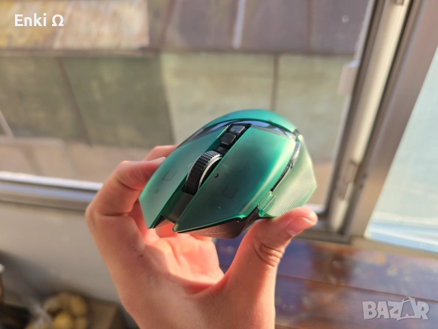 Razer Basilisk V3 Pro Phantom Green Edition Shell Swap, снимка 5 - Клавиатури и мишки - 55003434