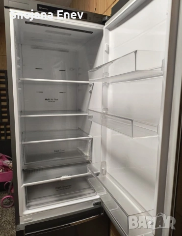 Хладилник с Фризер LG, снимка 6 - Хладилници - 54343227