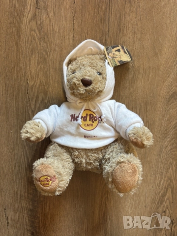 Hard Rock Cafe Berlin Чисто Нова Колекционерска Плюшена Играчка Мече