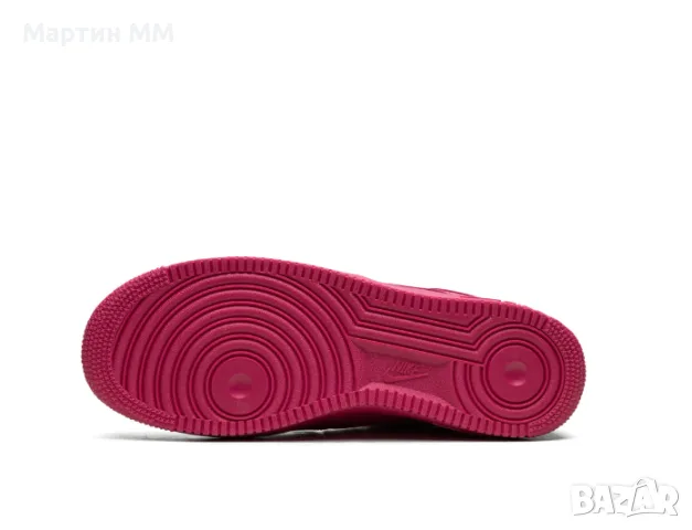 Оригинални дамски маратонки Nike Air Force 1 Low "Fireberry" – Размер 38.5 (24.5 см), снимка 5 - Маратонки - 55485696