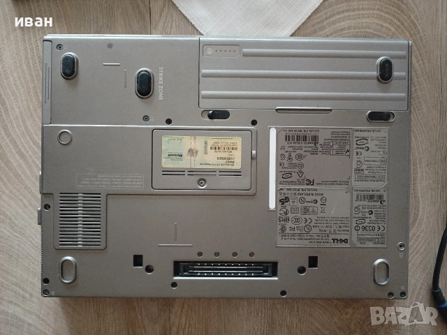 Лаптоп DELL Latitude , снимка 5 - Лаптопи за дома - 55221590