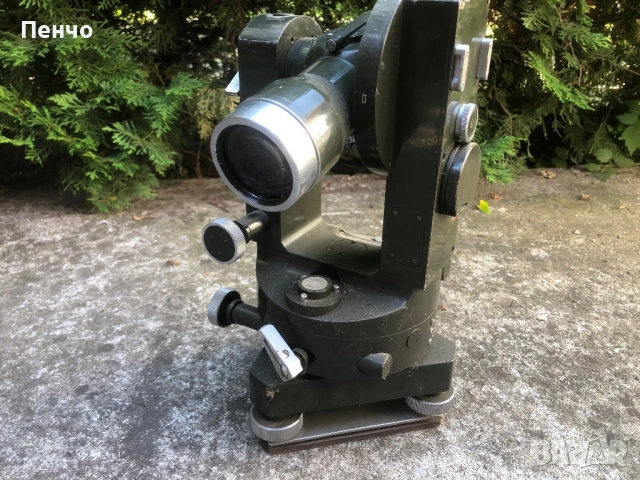 стар военен теодолит /нивелир, бусола/ "CARL ZEISS JENA" Theo 020 - Germany, снимка 5 - Антикварни и старинни предмети - 54937322