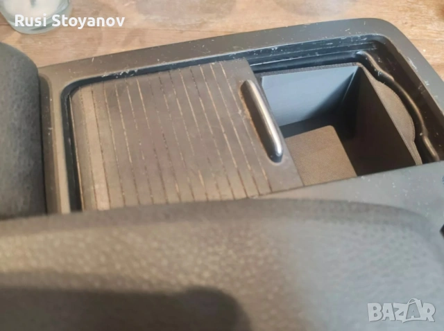 Mercedes-Benz C Class W204 поставка за чаши, снимка 5 - Части - 54542839