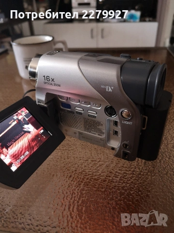 JVC Digital Camcorder GR-D33 Mini DV, снимка 10 - Камери - 54788722