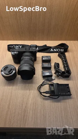 Пълен сет: Sony a6400 (Само 3822 кадъра!) + Sigma 18-50mm f/2.8 + Аксесоари