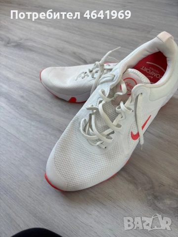 Дамски маратонки Nike, снимка 5 - Маратонки - 54561011