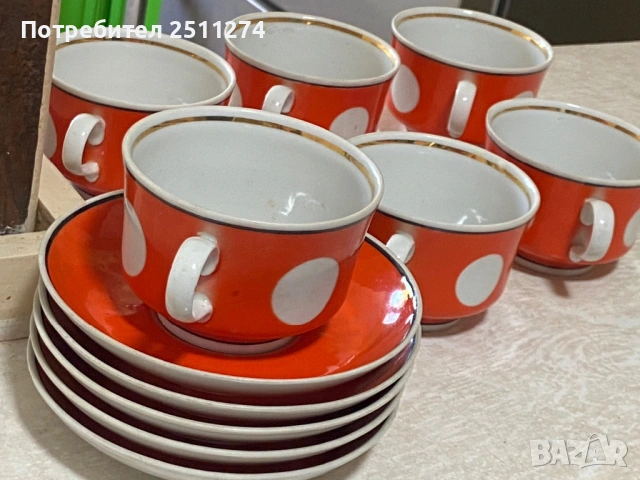 Весел сервиз на бели точки, снимка 2 - Сервизи - 54610275