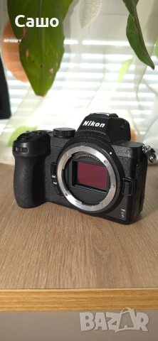 Nikon Z5, Nikon 24-200, Светкавици, Статив, снимка 6 - Фотоапарати - 55259775