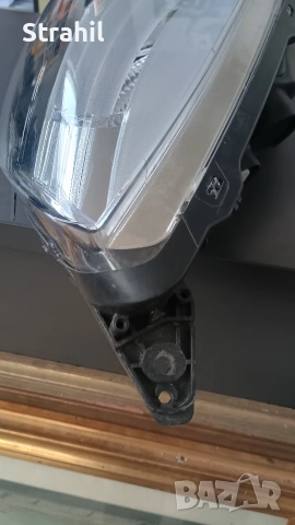 Ляв фар за Renault Scenic III, снимка 7 - Части - 54140355