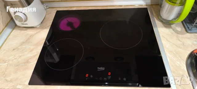 BEKO HIC 63400 стъклокерамичен плот, снимка 4 - Котлони - 55339949