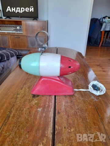 Стар прожекционен апарат Пионер 2, снимка 3 - Антикварни и старинни предмети - 53988771