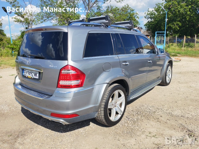  Mercedes GL550, снимка 7 - Автомобили и джипове - 55013142