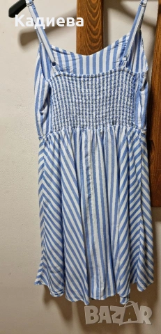 разкроена рокля на райета- Old Navy , снимка 4 - Рокли - 54310658