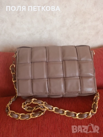 Ефектна чантичка