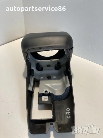 Облицовка около волана за Volvo C70 2.4 Бензин (2008) 30680133, снимка 2 - Части - 54056841