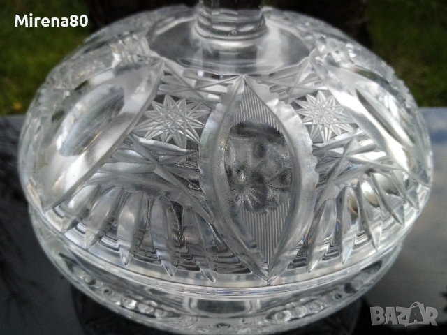 * Bohemia * - голяма кристална бонбониера, снимка 3 - Антикварни и старинни предмети - 54169118