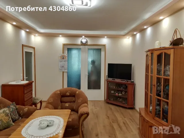 продавам ремонтиран, обзаведен, в саниран блок многостаен апартамент , снимка 2 - Апартаменти - 55382931