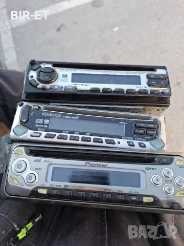 СД плеъри Pioneer, Kenwood