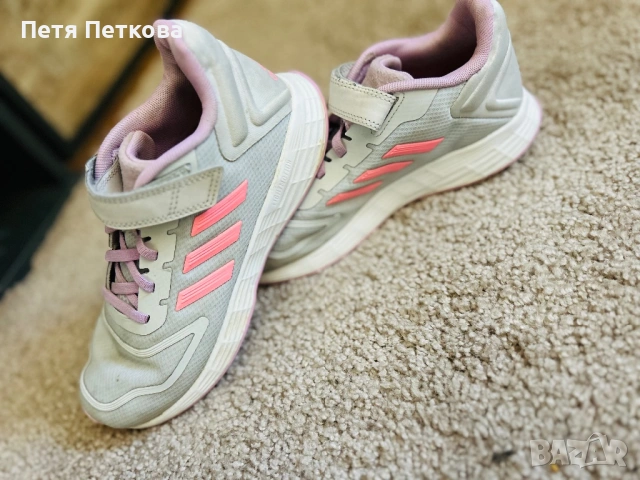 Маратонки ADIDAS  Duramo 10 El I - номер 35 - със ЗАБЕЛЕЖКА, снимка 2 - Детски маратонки - 54806625
